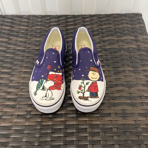Charlie Brown Christmas vans kids size 2 - Picture 1 of 7